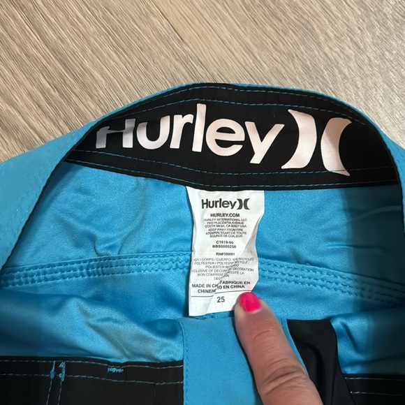 *NEW* Hurley Youth Swim Shorts - Picture 4 of 5
